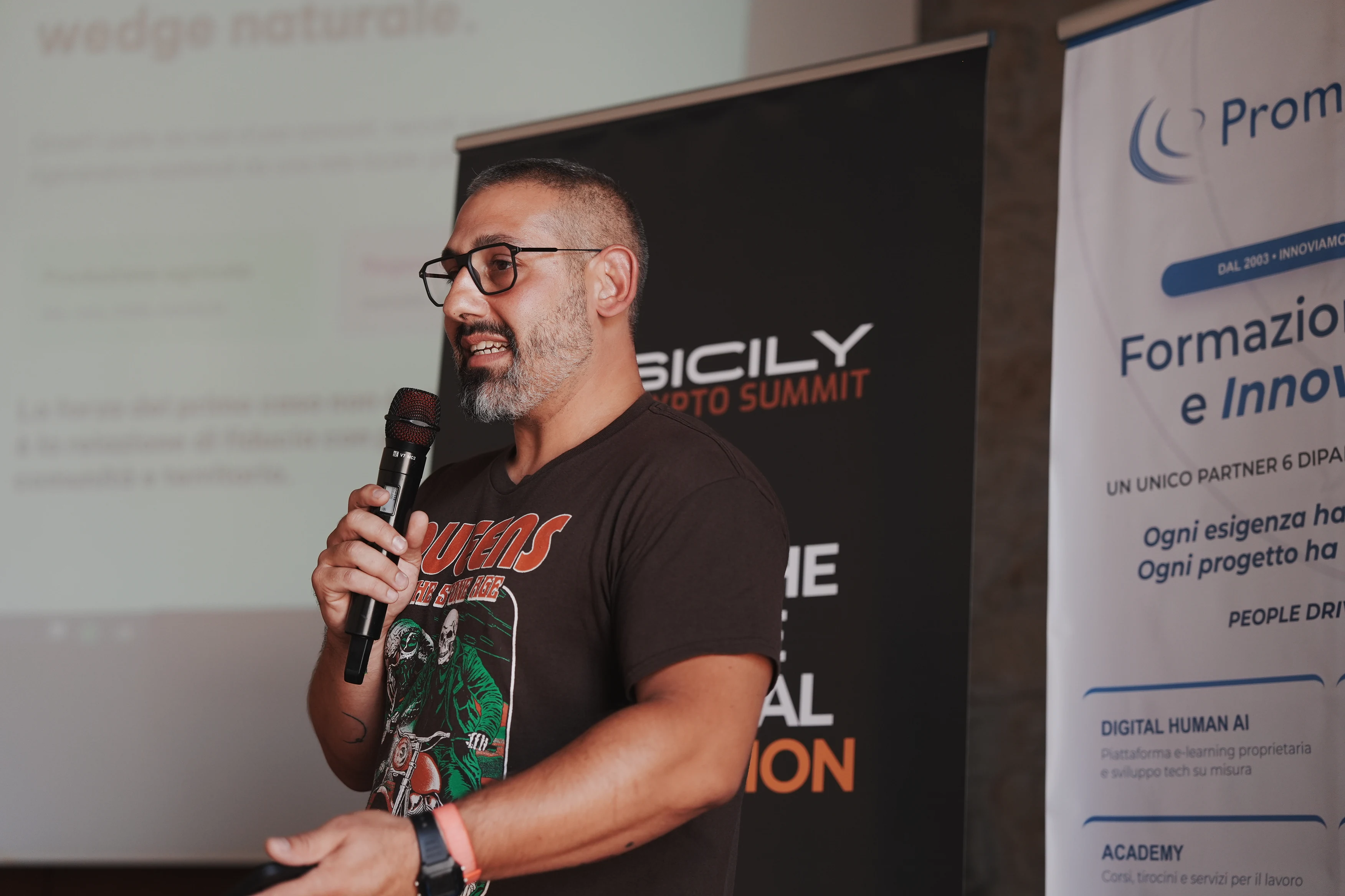 Sebastiano Cataudo presenting an on-chain agritech case at Sicily Crypto Summit 2026