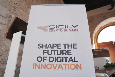 Moment from Sicily Crypto Summit 2026 — photograph RPK04724